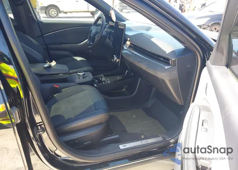 2023 Ford Mustang Mach-E Gt z USA, uszkodzony, nr VIN 3FMTK4SX3PMA28757